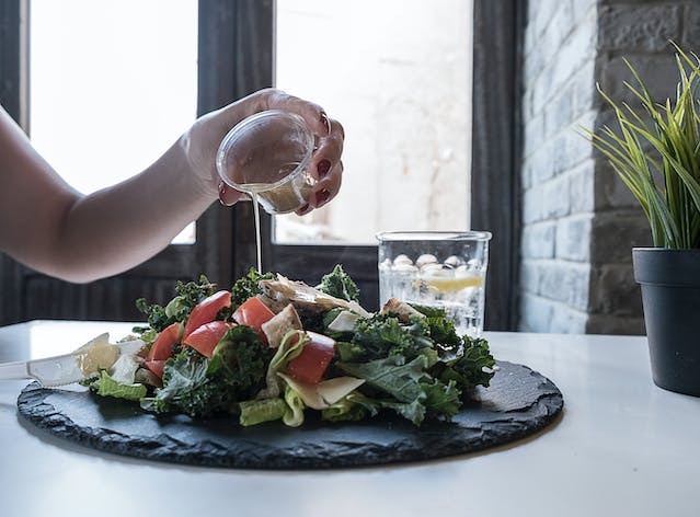 a plate with vegetables