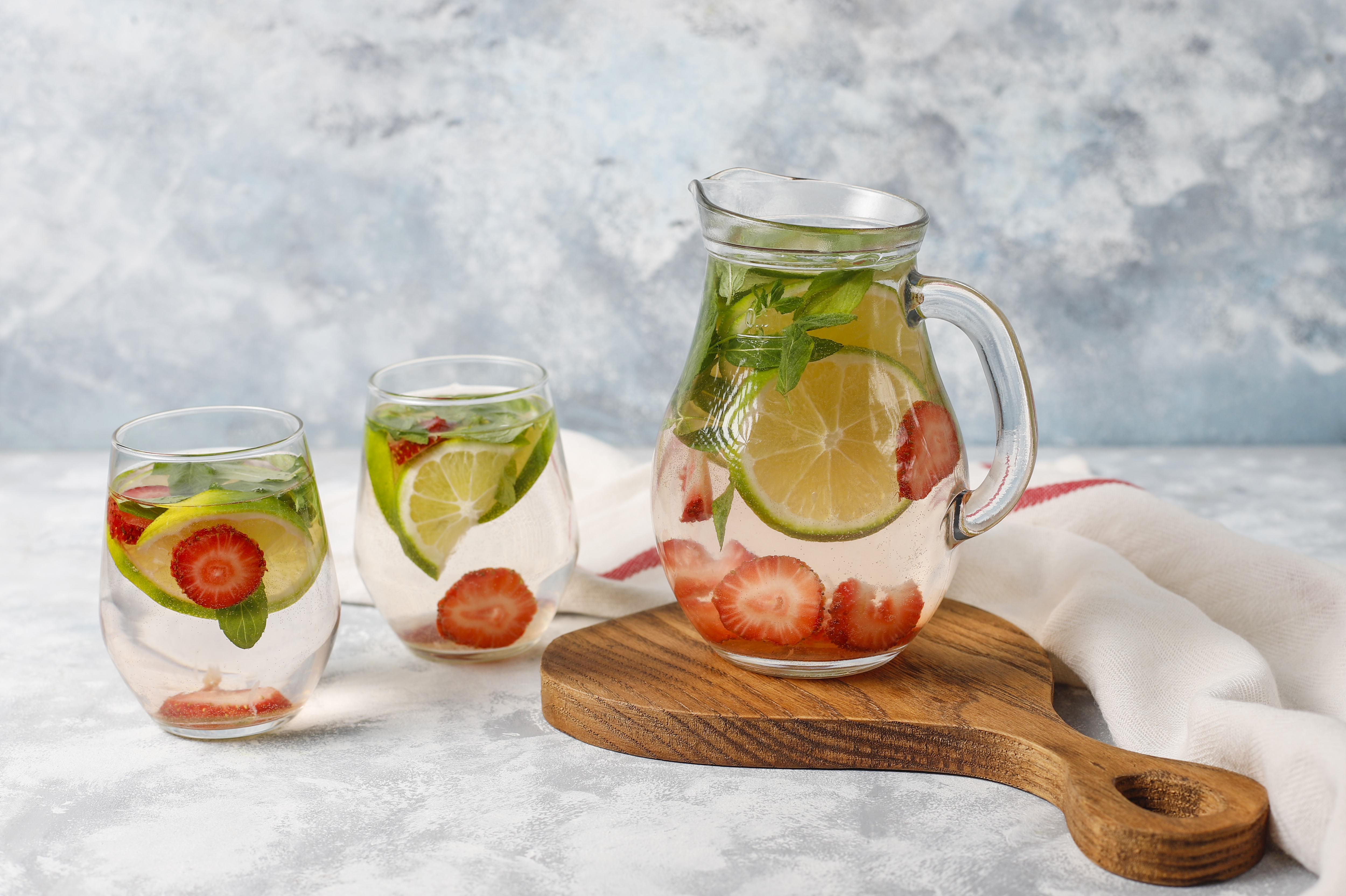 fresh lime strawberry mint infused water cocktail